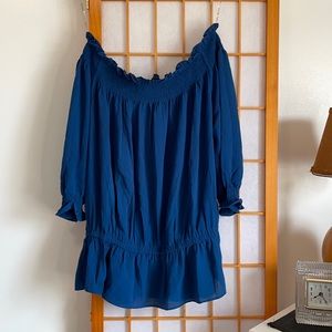 • off the shoulder blue blouse •